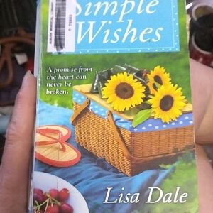 Sinple Wishes Lisa Dale Paperback